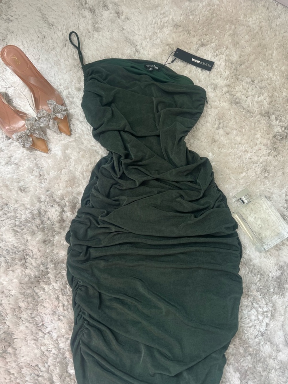 Fashion Nova Dark Green Ruched One-Shoulder Dress